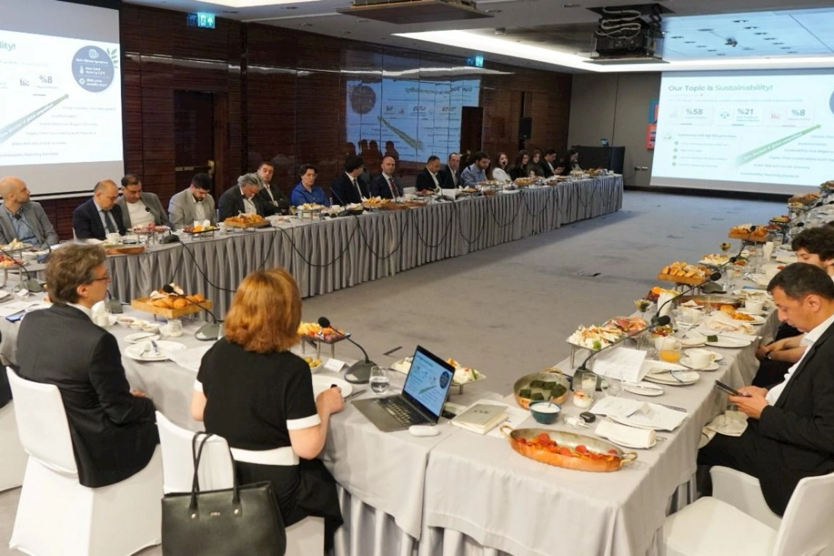 CGE Azerbaijan və Rotas Consulting ESG və davamlılıq üzrə birgə təqdimat keçirdi — FOTOLAR