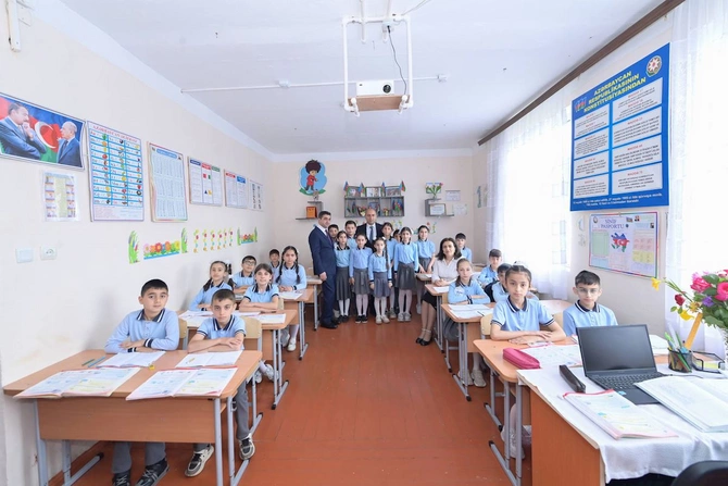 Nazir Qaxda tədris prosesi ilə tanış olub — FOTOLAR