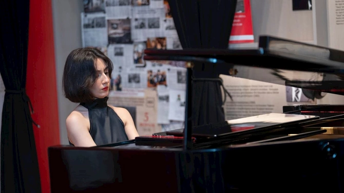 “Solo gənclik” layihəsinin növbəti konserti keçirilib — FOTOLAR “Solo gənclik” layihəsinin növbəti konserti keçirilib — FOTOLAR