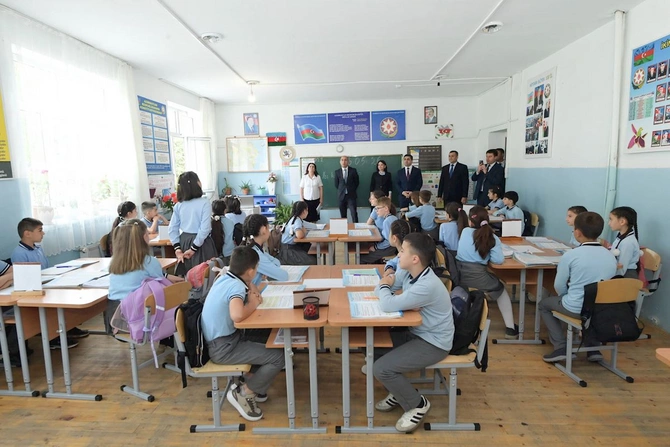 Nazir Qaxda tədris prosesi ilə tanış olub — FOTOLAR