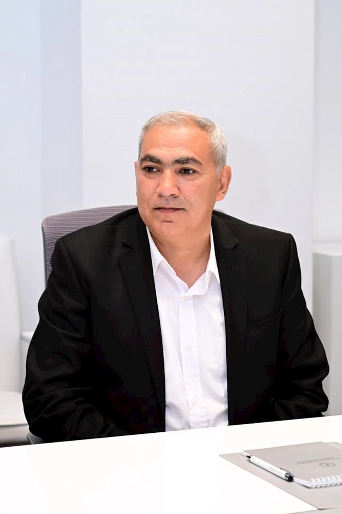 Adil Kərimli Gəncə teatrının öz həmkarlarını xilas edən əməkdaşları ilə görüşüb — FOTOLAR Adil Kərimli Gəncə teatrının öz həmkarlarını xilas edən əməkdaşları ilə görüşüb — FOTOLAR