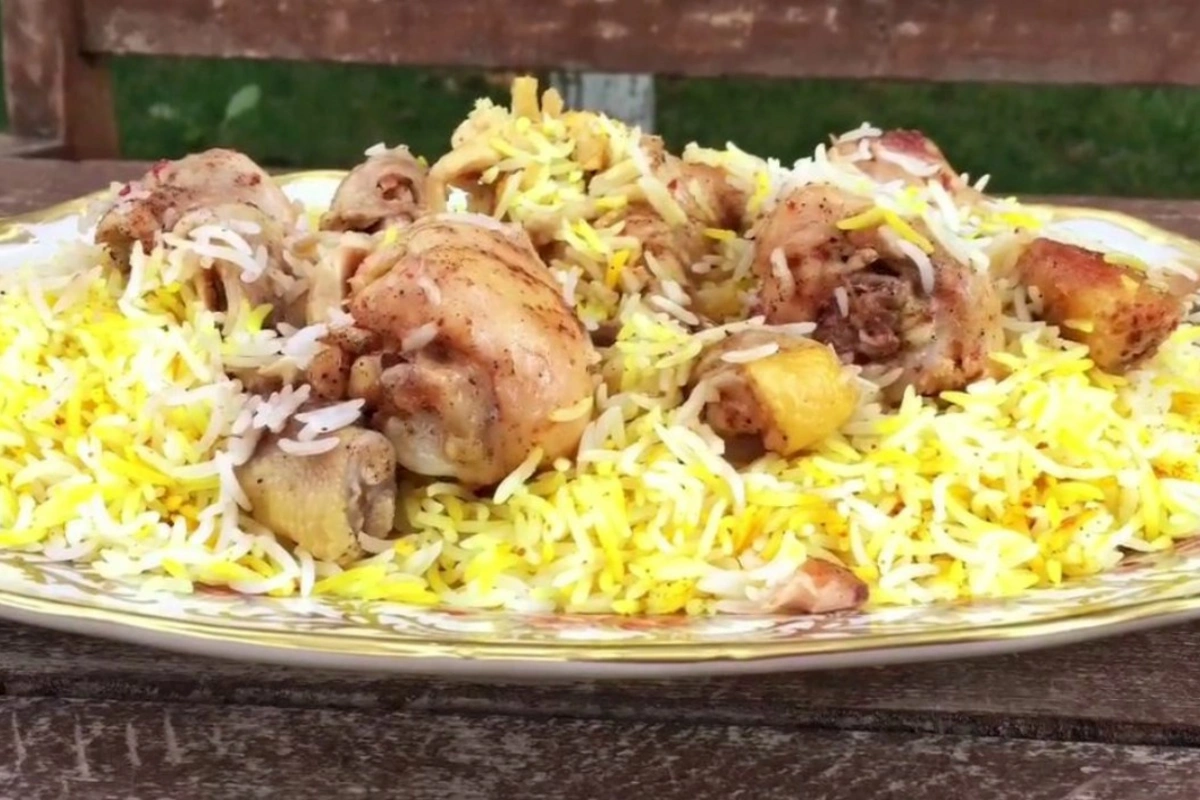 Azərbaycan mətbəxinin unudulmuş yeməyi — Şeşəndaz plov necə hazırlanır?