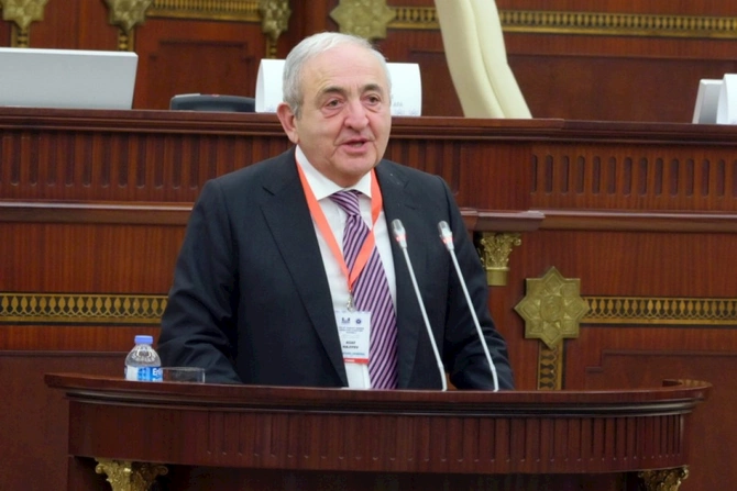 Prezident onunla bağlı Sərəncam imzaladı