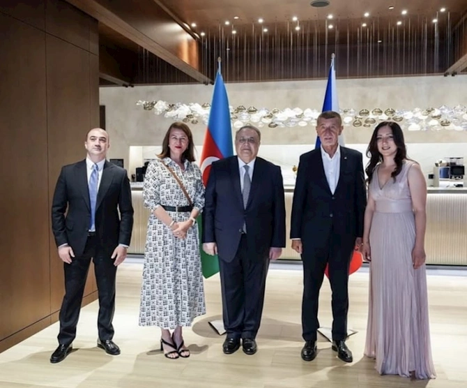 Çexiyada Azərbaycanın Müstəqillik Günü münasibətilə qəbul təşkil edilib — FOTOLAR Çexiyada Azərbaycanın Müstəqillik Günü münasibətilə qəbul təşkil edilib — FOTOLAR