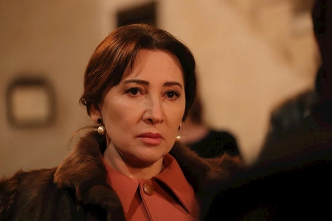 Bu aktrisa yeni serialda — FOTO Bu aktrisa yeni serialda — FOTO