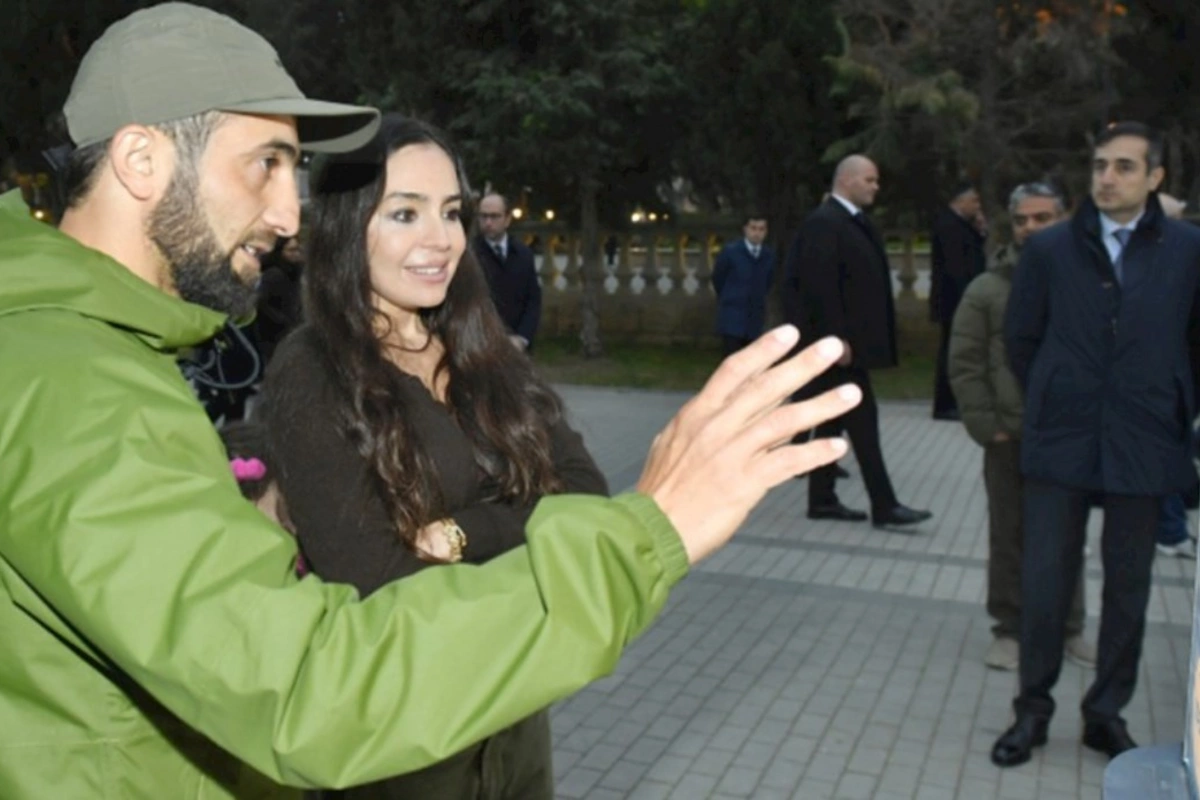 Leyla Əliyeva sərgi açılışında — FOTOLAR