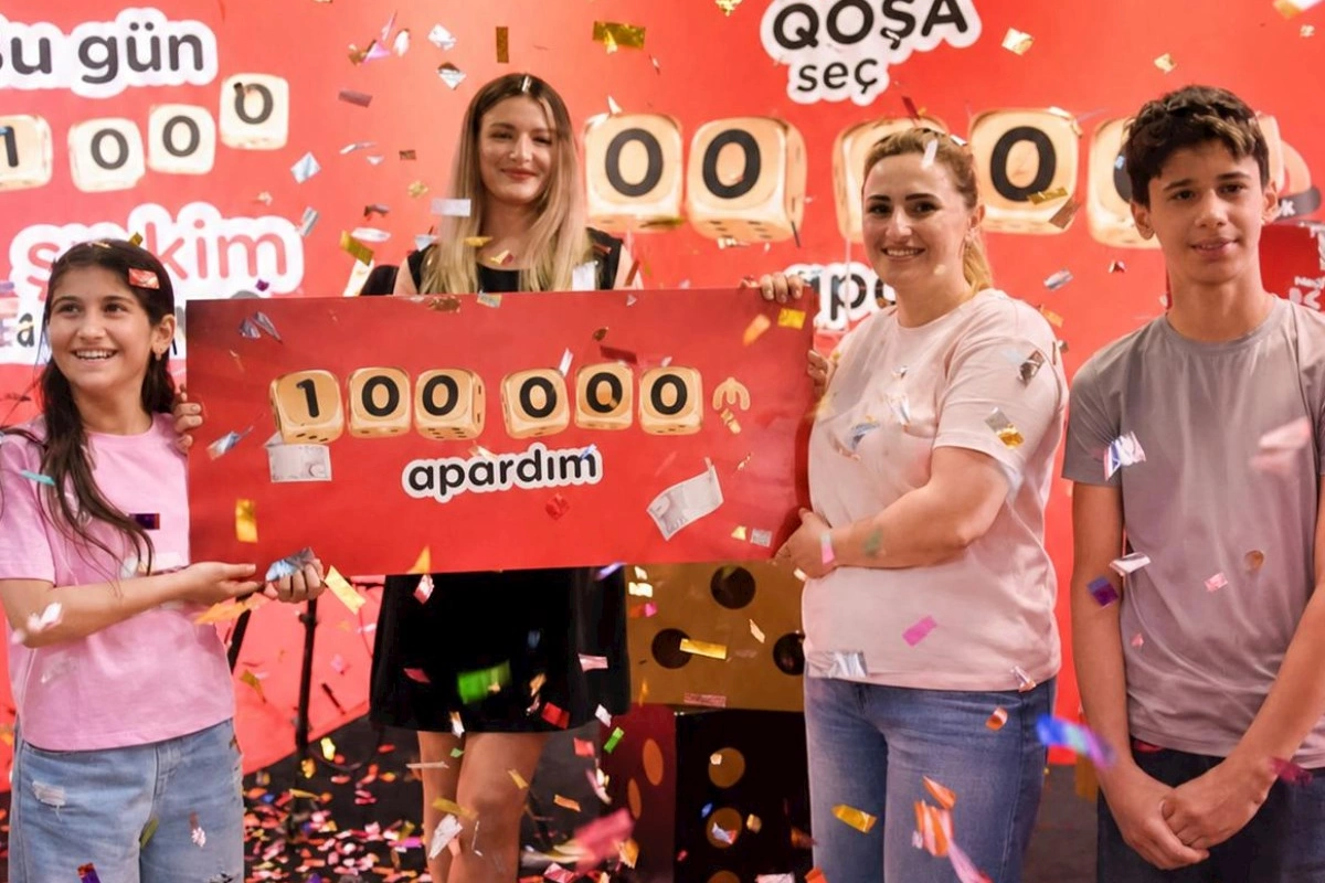 “Kontakt”dan qazan dəsti aldı, 100 000 manat qazandı