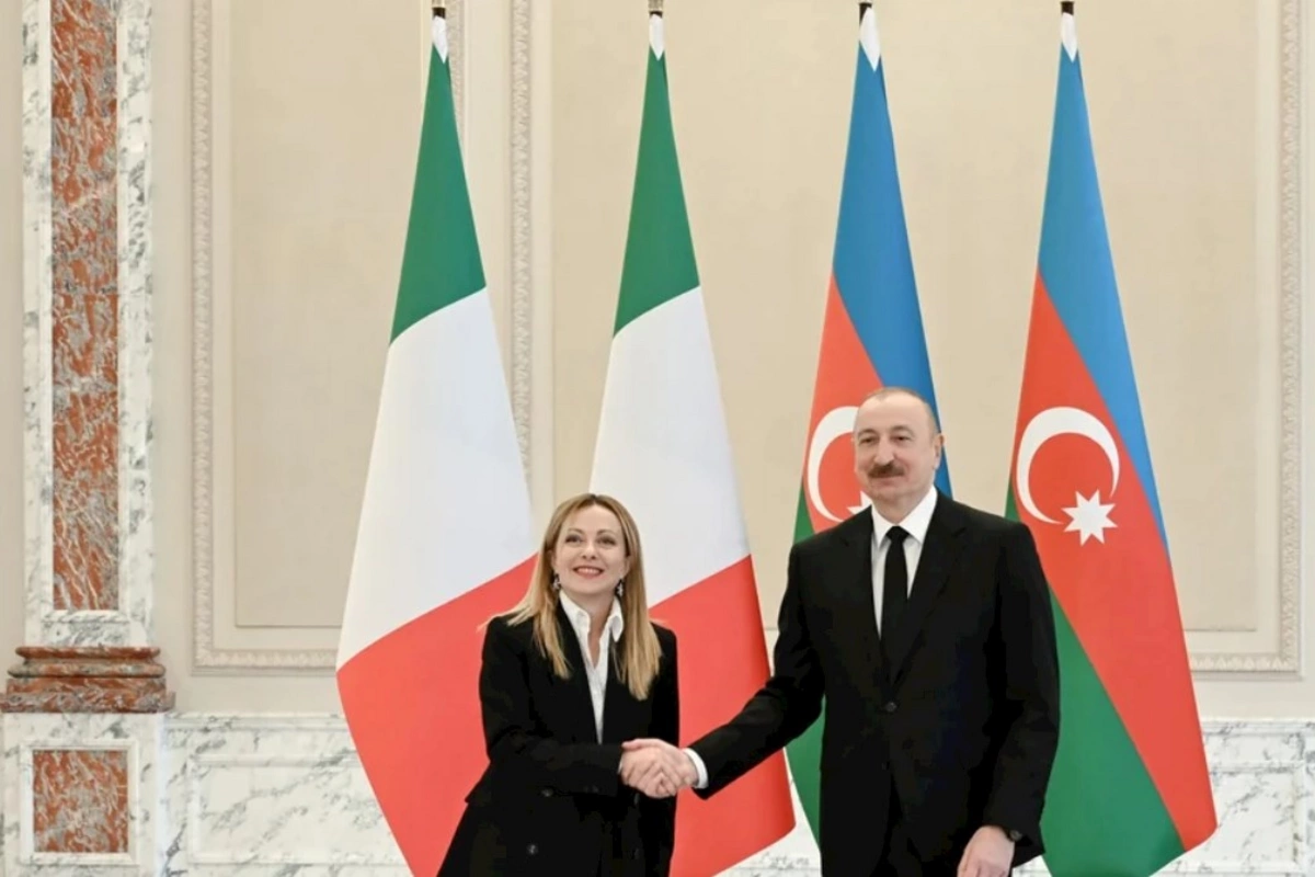 Prezident İlham Əliyev və İtaliya Nazirlər Şurasının sədri mətbuata bəyanatlarla çıxış ediblər — YENİLƏNİB