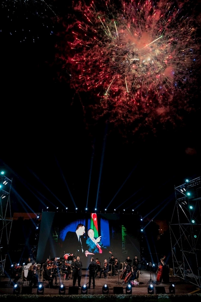 Bakıda klassik musiqi konserti keçirildi — FOTOLAR
