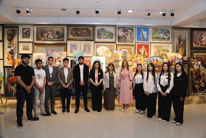 “Memarlıqda əbədiləşən lider” sərgisi keçirilib — FOTOLAR “Memarlıqda əbədiləşən lider” sərgisi keçirilib — FOTOLAR