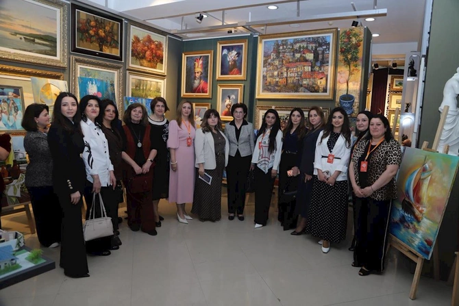 “Memarlıqda əbədiləşən lider” sərgisi keçirilib — FOTOLAR “Memarlıqda əbədiləşən lider” sərgisi keçirilib — FOTOLAR