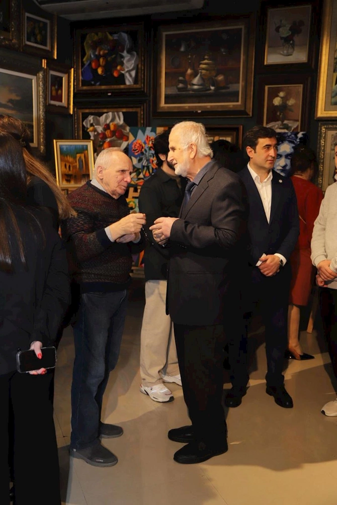 “Memarlıqda əbədiləşən lider” sərgisi keçirilib — FOTOLAR “Memarlıqda əbədiləşən lider” sərgisi keçirilib — FOTOLAR