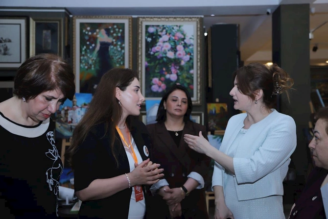 “Memarlıqda əbədiləşən lider” sərgisi keçirilib — FOTOLAR “Memarlıqda əbədiləşən lider” sərgisi keçirilib — FOTOLAR