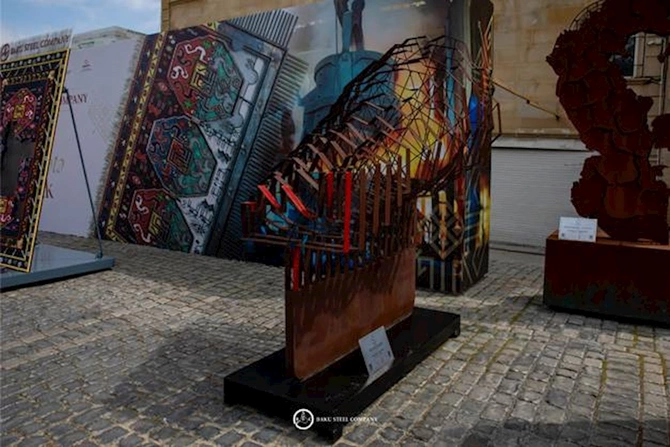 Baku Steel Company Xalça Festivalında polad sənətini təqdim etdi — FOTOLAR