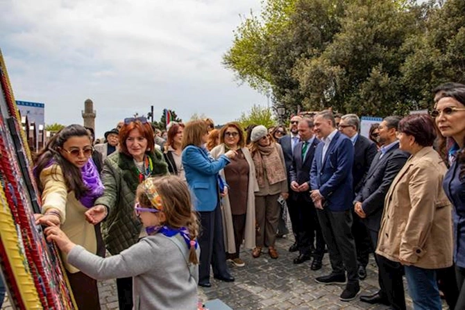 Baku Steel Company Xalça Festivalında polad sənətini təqdim etdi — FOTOLAR