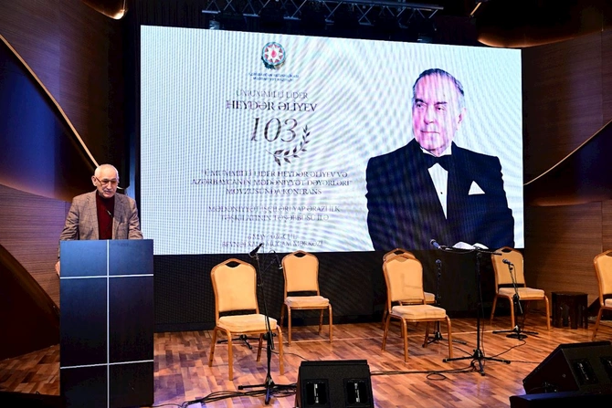 “Ümummilli Lider Heydər Əliyev və Azərbaycanın mədəniyyət dəyərləri” mövzusunda konfrans keçirilib — FOTOLAR “Ümummilli Lider Heydər Əliyev və Azərbaycanın mədəniyyət dəyərləri” mövzusunda konfrans keçirilib — FOTOLAR
