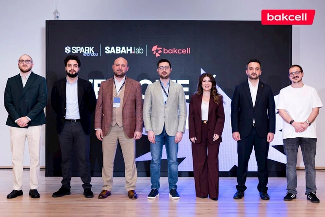 Bakcell “Spark @ LANDAU” proqramının innovasiya tərəfdaşıdır — FOTOLAR Bakcell “Spark @ LANDAU” proqramının innovasiya tərəfdaşıdır — FOTOLAR