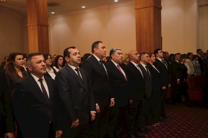 Salyanda Heydər Əliyevin anadan olmasının 103-cü ildönümü münasibətilə tədbir keçirildi — FOTOLAR Salyanda Heydər Əliyevin anadan olmasının 103-cü ildönümü münasibətilə tədbir keçirildi — FOTOLAR