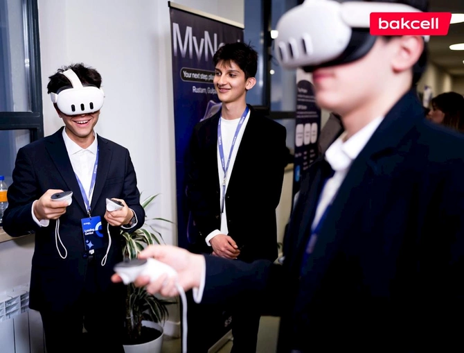 Bakcell “Spark @ LANDAU” proqramının innovasiya tərəfdaşıdır — FOTOLAR Bakcell “Spark @ LANDAU” proqramının innovasiya tərəfdaşıdır — FOTOLAR