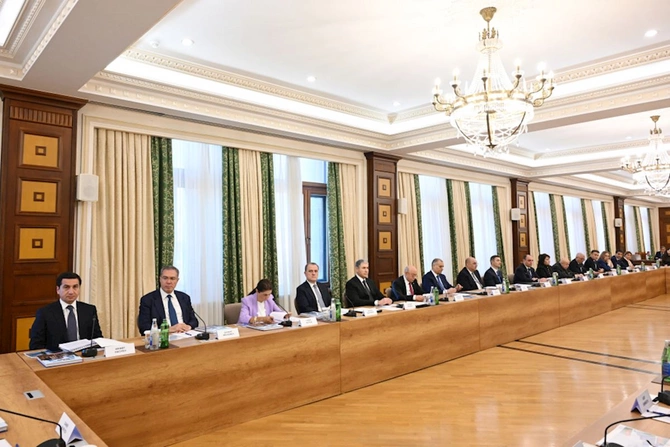 WUF13-ün təşkili ilə əlaqədar yaradılmış Təşkilat Komitəsinin iclası keçirilib — FOTOLAR