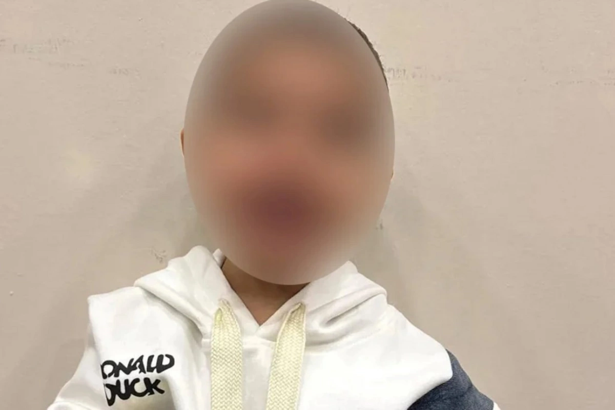 Qəbiristanlığa atılan azyaşlının atası tapıldı