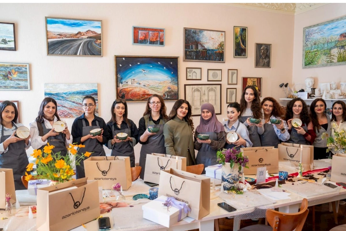 “Azərlotereya” jurnalistlər üçün “Kintsugi” transformasiya təlimi təşkil edib — FOTOLAR