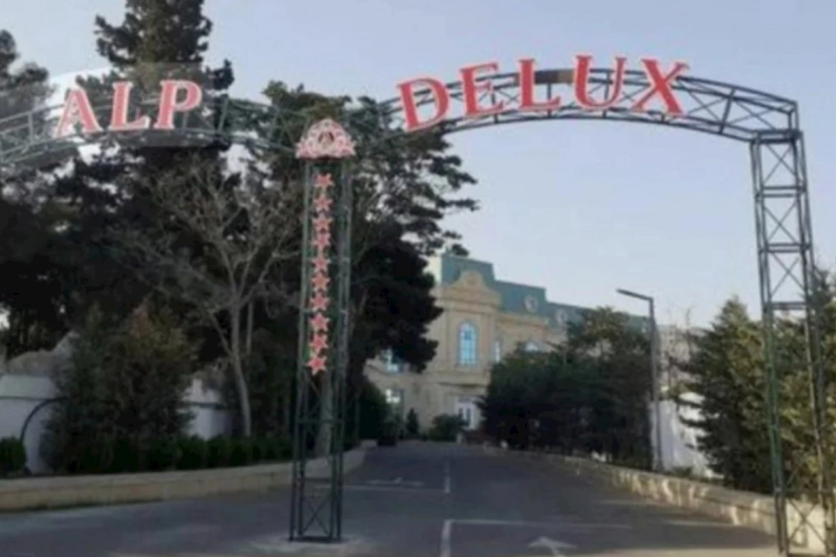 Bakıda məşhur restoranda qonaqlara at əti təqdim edilirmiş — FOTO