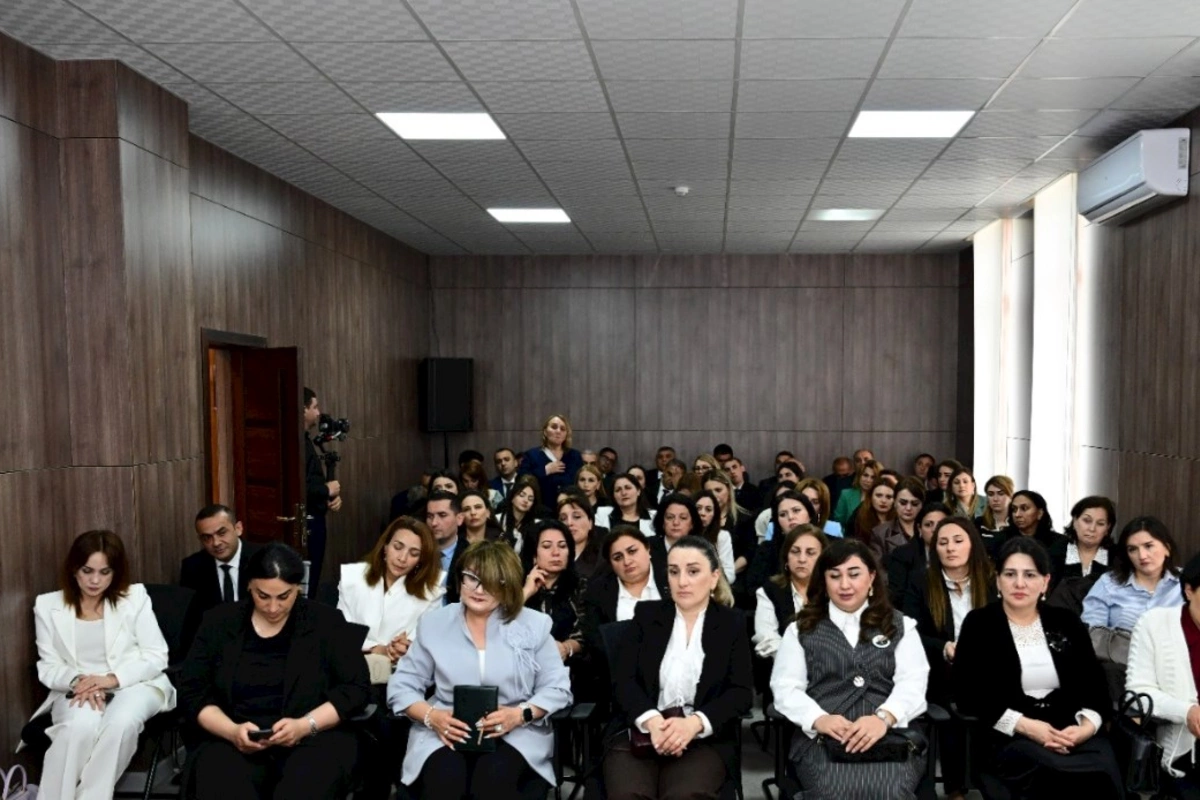 Heydər Əliyev mərkəzlərinin fəaliyyətinə həsr olunan müşavirə keçirilib — FOTOLAR