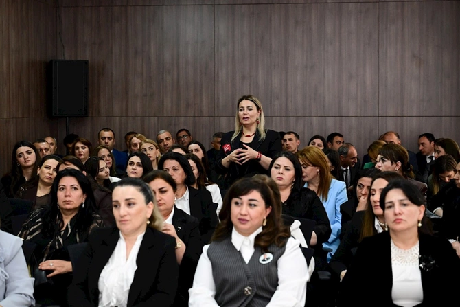 Heydər Əliyev mərkəzlərinin fəaliyyətinə həsr olunan müşavirə keçirilib — FOTOLAR