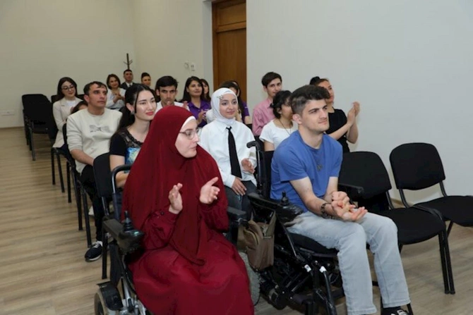 YAP Səbail Rayon Təşkilatının təşəbbüsü ilə Ümummilli Liderin 103-cü ildönümünə həsr olunmuş tədbir keçirildi — FOTOLAR YAP Səbail Rayon Təşkilatının təşəbbüsü ilə Ümummilli Liderin 103-cü ildönümünə həsr olunmuş tədbir keçirildi — FOTOLAR