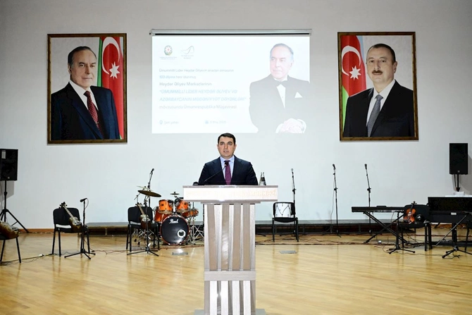 Şəkidə “Ümummilli Lider Heydər Əliyev və Azərbaycanın mədəniyyət dəyərləri” mövzusunda tədbir keçirildi — FOTOLAR Şəkidə “Ümummilli Lider Heydər Əliyev və Azərbaycanın mədəniyyət dəyərləri” mövzusunda tədbir keçirildi — FOTOLAR