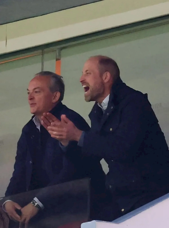 Şahzadənin futboldakı emosional anları diqqət çəkdi — FOTO Şahzadənin futboldakı emosional anları diqqət çəkdi — FOTO