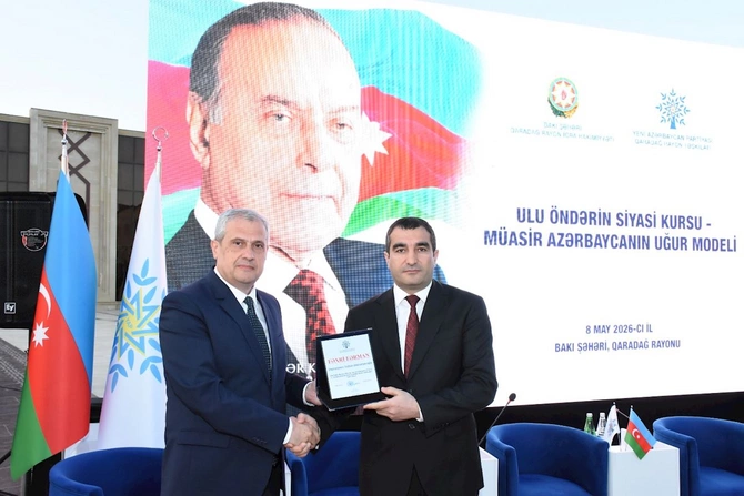 Qaradağ rayonu Sukanal İdarəsinin rəisi Sultan Əmiraslanov fəxri fərmanla təltif olundu — FOTOLAR