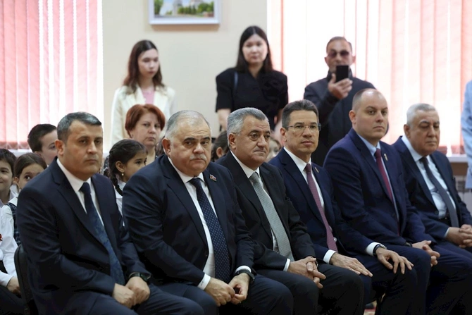 Ümummilli Liderin anadan olmasının 103-cü ildönümü Həştərxanda qeyd edildi — FOTOLAR