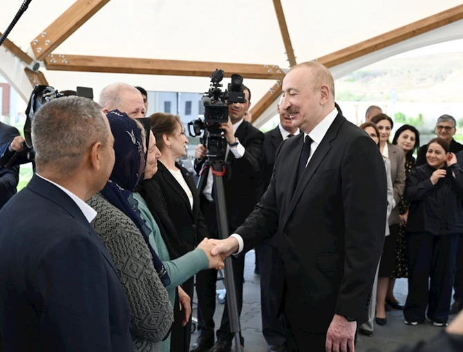 İlham Əliyev və Mehriban Əliyeva Cəbrayıla səfər ediblər — FOTOLAR İlham Əliyev və Mehriban Əliyeva Cəbrayıla səfər ediblər — FOTOLAR