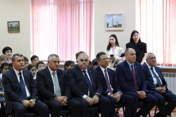 Ümummilli Liderin anadan olmasının 103-cü ildönümü Həştərxanda qeyd edildi — FOTOLAR