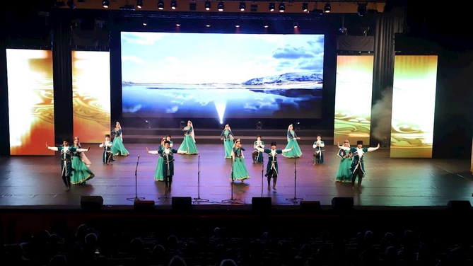 Bədii yaradıcılıq müsabiqə-festivalının yekun konserti keçirildi — FOTOLAR