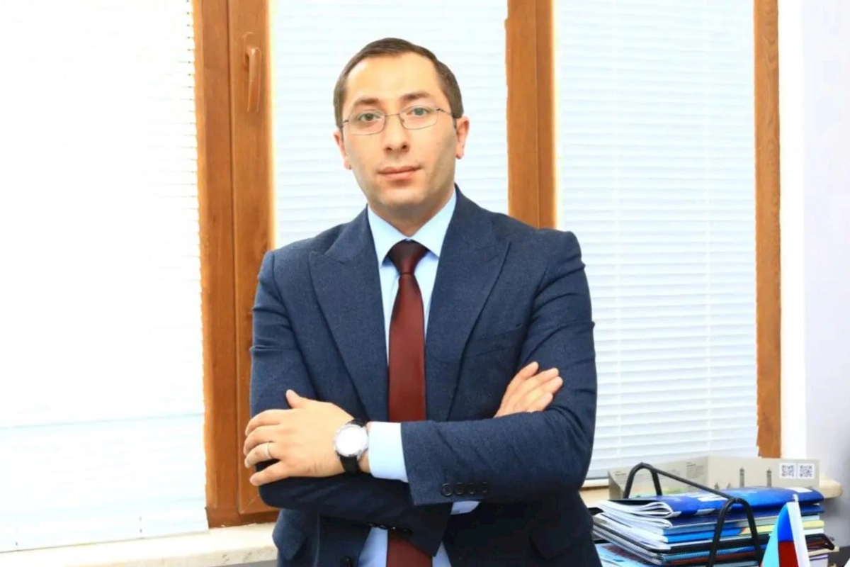 Ata da, ana da işləyirsə, bu artıq həmin ailənin ehtiyac içində olduğunu göstərir