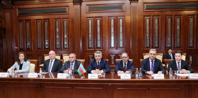 Azərbaycanın və Keniyanın Ali məhkəmələri arasında Əməkdaşlıq haqqında Memorandum imzalandı — FOTOLAR