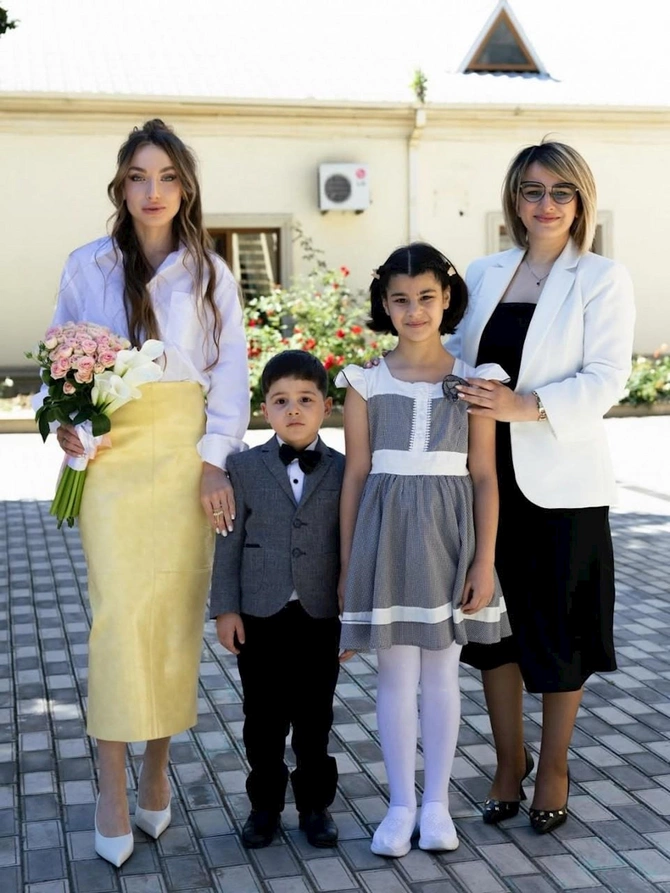 Prezidentin gəlinindən uşaqlarla bağlı paylaşım — FOTOLAR