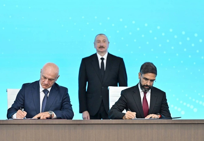 Bakı Enerji Həftəsi çərçivəsində maliyyə dəyəri 8 milyard dollara yaxın olan müqavilələr imzalanıb — FOTOLAR