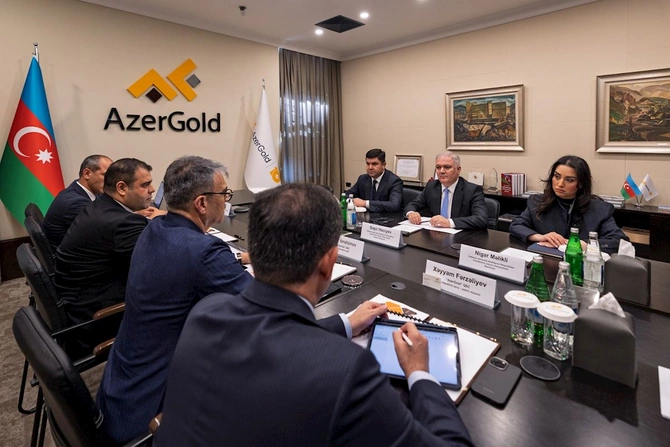 AzerGoldda Kəlbəcərin Söyüdlü qızıl yatağı layihəsinin icra vəziyyəti nəzərdən keçirildi — FOTOLAR