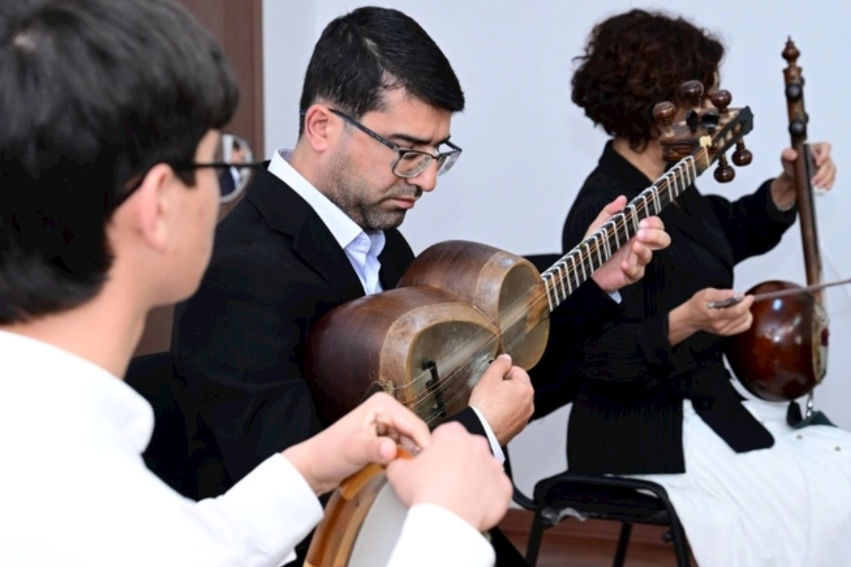 İncəsənət məktəblərində ilk dəfə mərkəzləşdirilmiş buraxılış imtahanları keçirilir — FOTOLAR