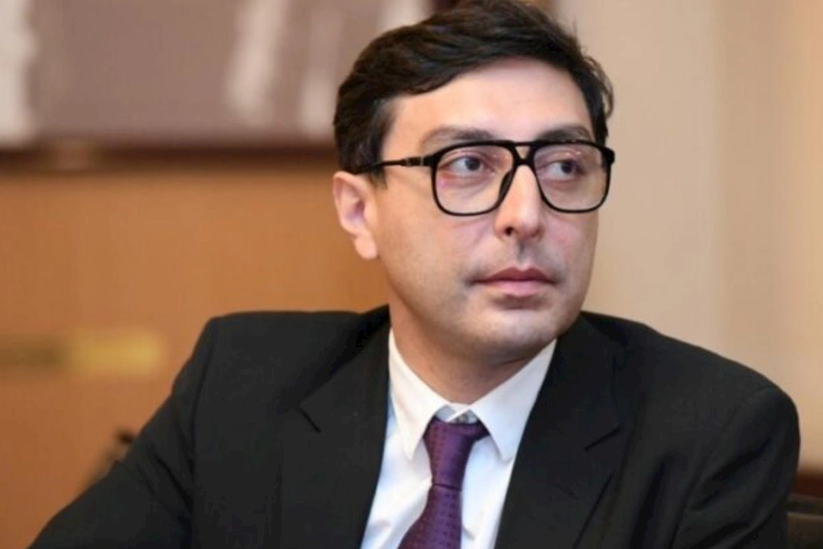 Nazir onu işdən çıxardı