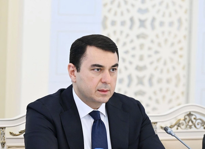 Adil Kərimli: Kitabxana sistemində peşəkarlığı sual altında olan şəxslər də fəaliyyət göstərir