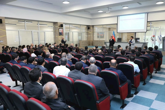 Naxçıvanda qaz şəbəkəsinə qoşulma ilə bağlı məlumatlandırma tədbiri keçirildi — FOTOLAR