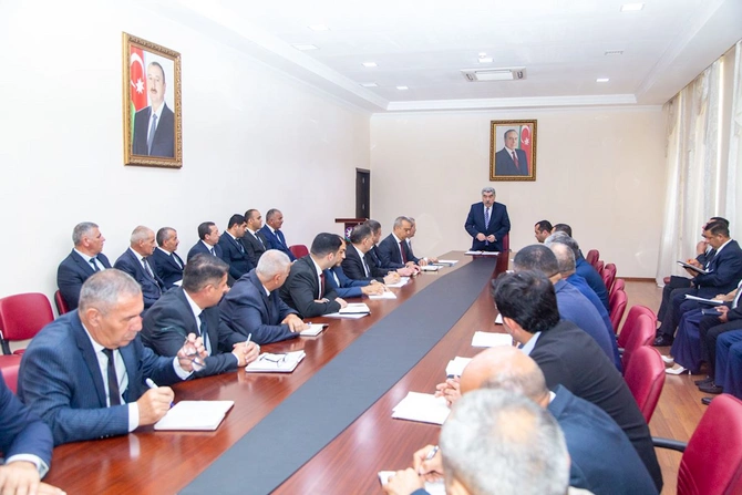 İcra başçısı tapşırıq verdi: Salyanda taxıl qərargahının mühüm iclası keçirildi — FOTOLAR