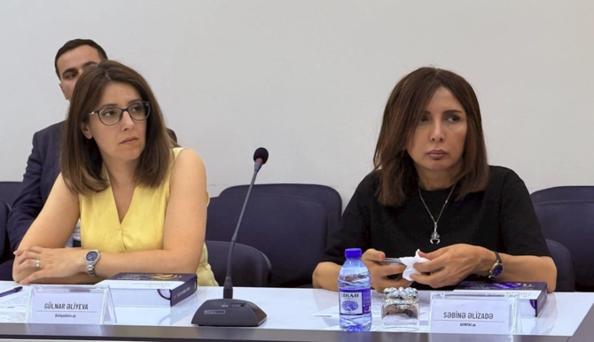 Media üçün insan hüquqlarının qorunmasına dair maarifləndirici sessiya keçirildi — FOTOLAR Media üçün insan hüquqlarının qorunmasına dair maarifləndirici sessiya keçirildi — FOTOLAR