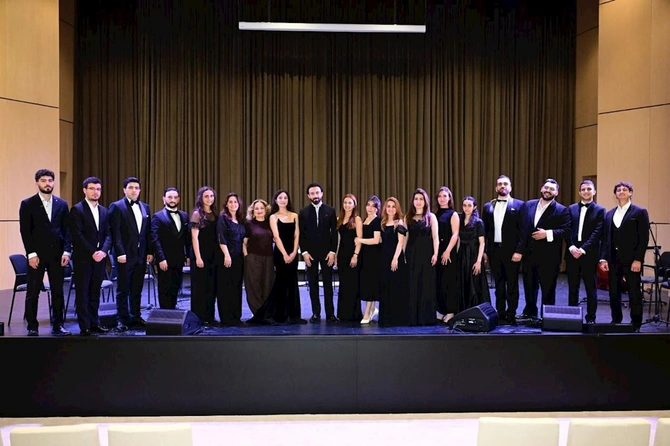 Xankəndi Mədəniyyət Mərkəzində ilk dəfə Milli Qurtuluş Gününə həsr olunan təntənəli konsert keçirilib — FOTOLAR