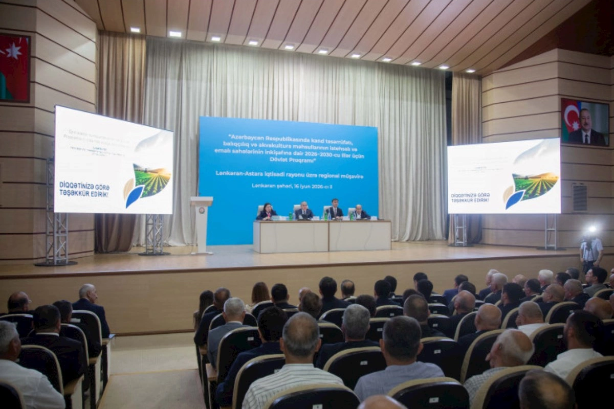 Lənkəranda aqrar sahədə yeni Dövlət Proqramının müzakirəsi ilə bağlı regional müşavirə keçirilib — FOTOLAR